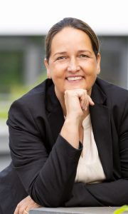 Heike Baur-Wagner Ich bringe die Dinge auf den Punkt, einfühlsam, empathisch und gleichzeitig klar und freundlich konfrontierend.