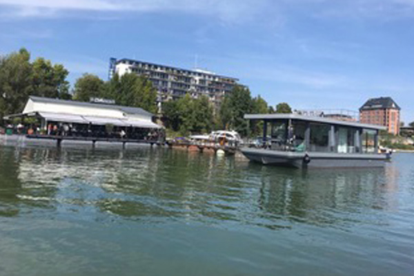 Coaching Raum auf einem Boot in Köln